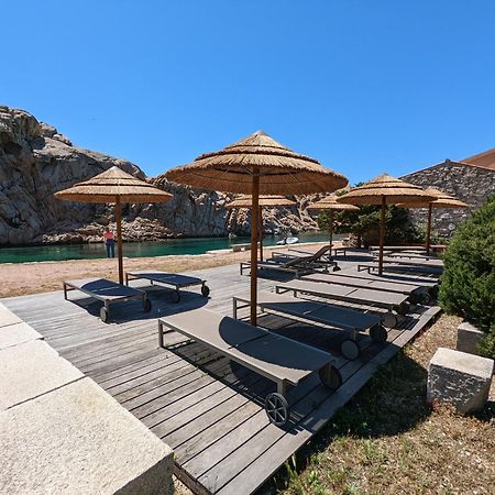 Residence Cala Francese - Case Sul Mare 马达莱纳 外观 照片