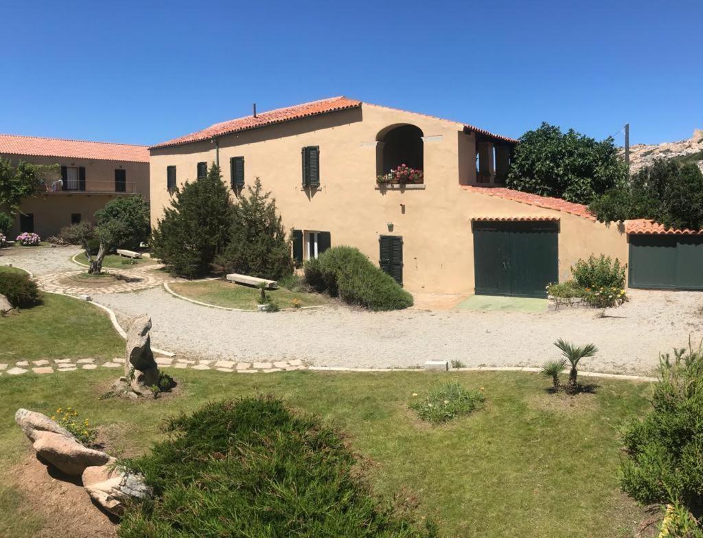 Residence Cala Francese - Case Sul Mare 马达莱纳 外观 照片
