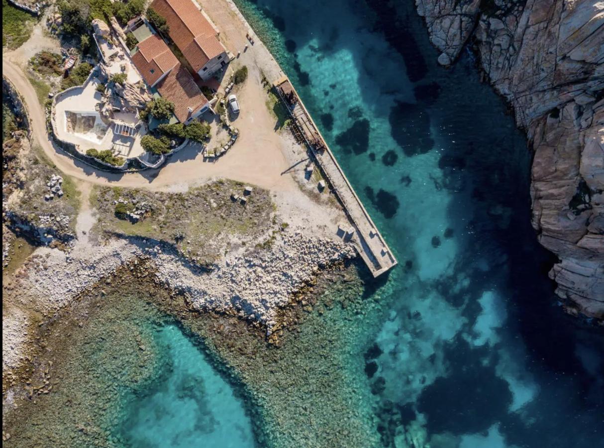 Residence Cala Francese - Case Sul Mare 马达莱纳 外观 照片