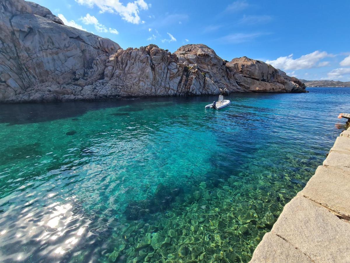 Residence Cala Francese - Case Sul Mare 马达莱纳 外观 照片