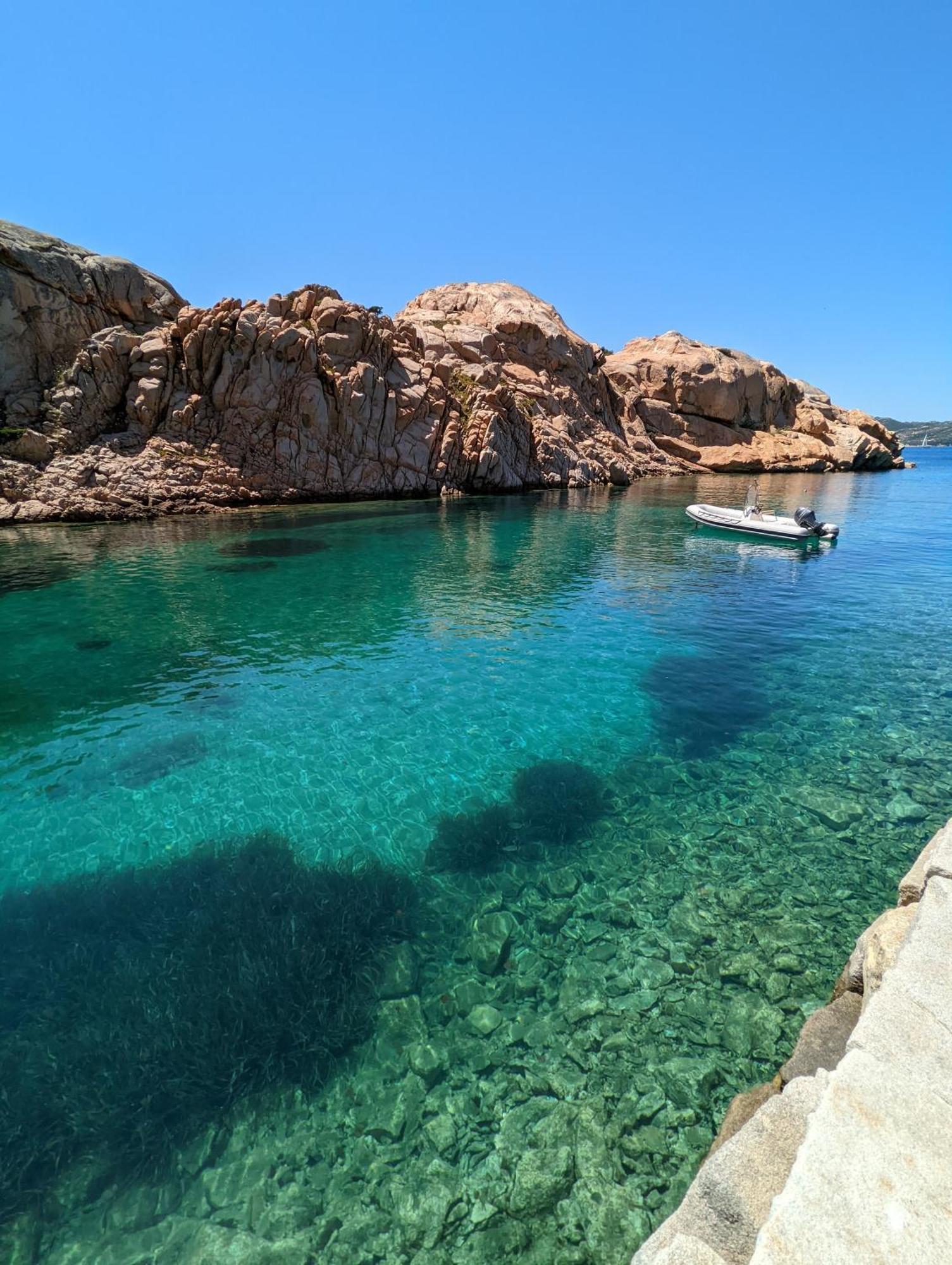 Residence Cala Francese - Case Sul Mare 马达莱纳 外观 照片