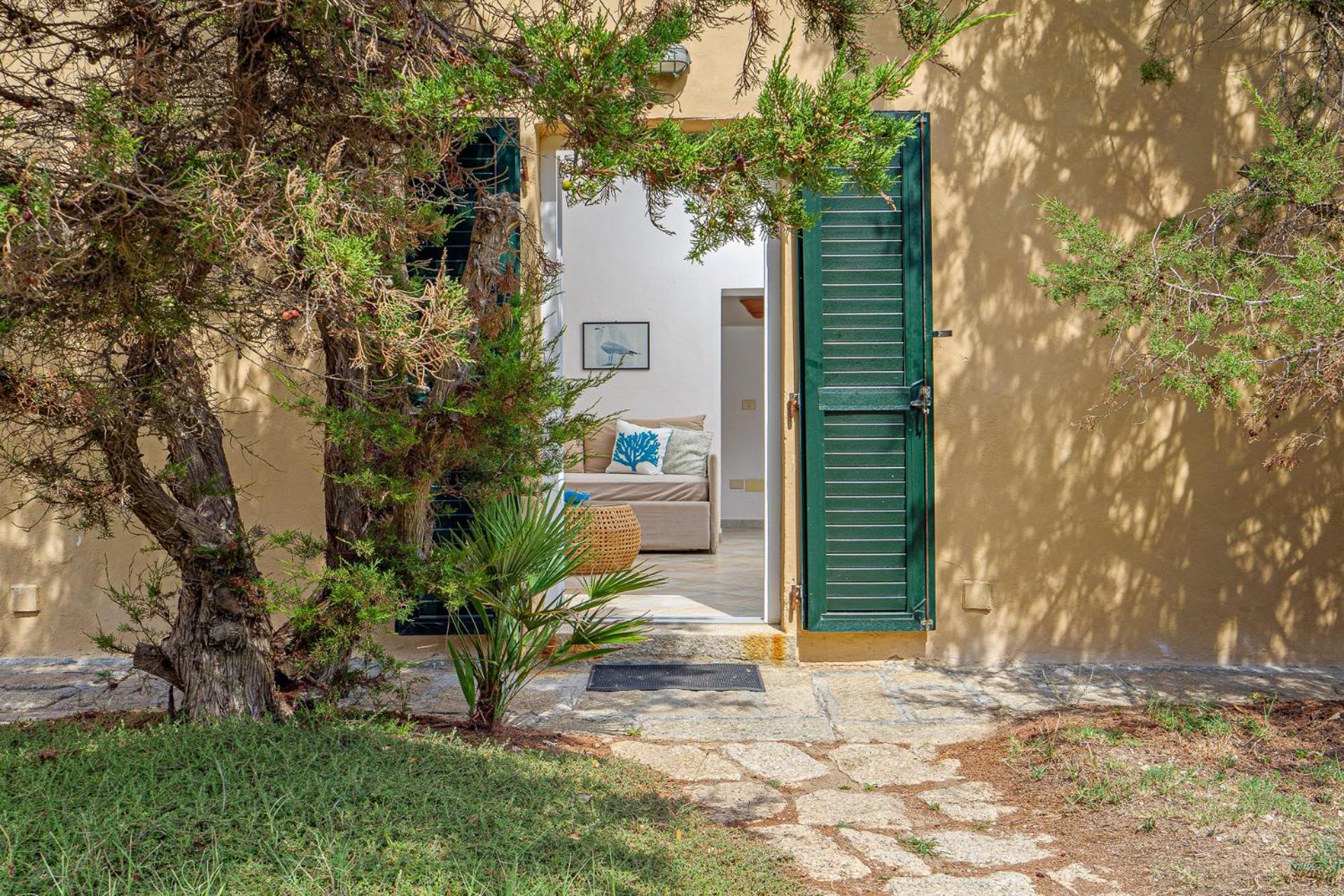 Residence Cala Francese - Case Sul Mare 马达莱纳 外观 照片